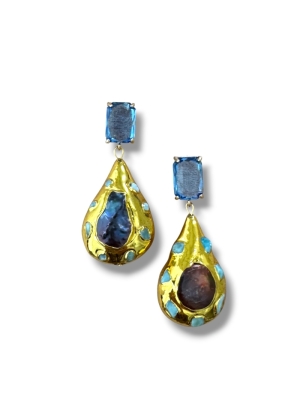 Pearldrop Earrings 